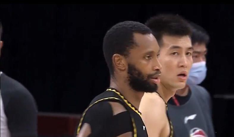 前瞻英超前瞻：富勒姆 VS 狼队时间：2023-11-28 04:00富勒姆上赛季在英超第十名的成绩曾经令人刮目相看，但现在人们发现球队难以复制上赛季的成功，他们在过去七轮只取得一场胜利，目前以12分排名第15位，保级形势不容懈怠。